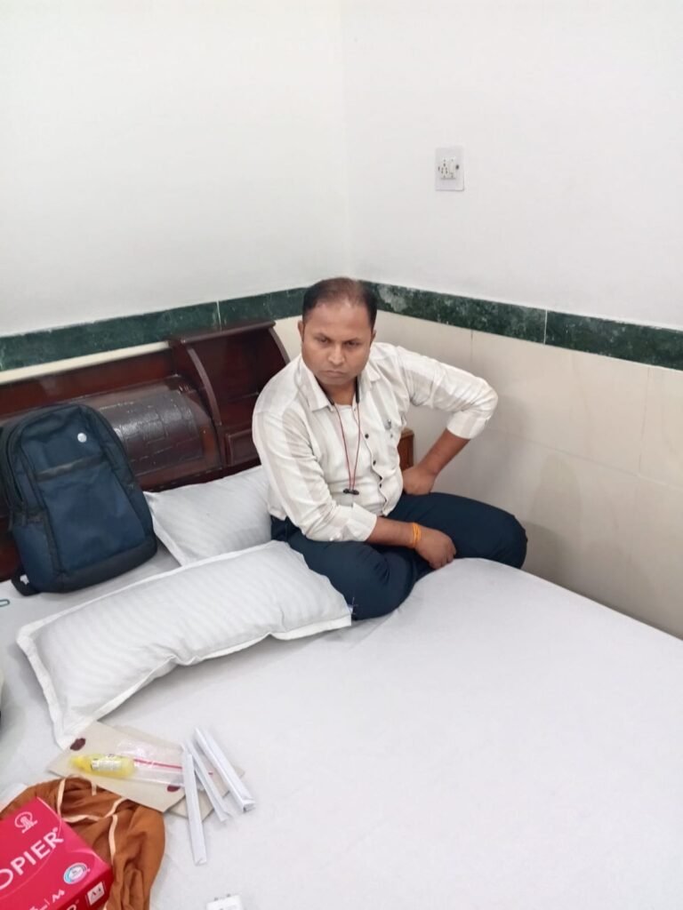 मुंगेली जिले में एसीबी की एक और सफल कार्यवाही,अब 15000 रुपए हजार रिश्वत लेते हुए सीएसपीडीसीएल (विद्युत विभाग) का कनिष्ठ अभियंता पकड़ाया।