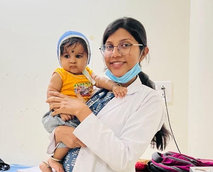 साराडीह की बेटी डॉ. भावना जायसवाल बनीं एम.डी. शिशुरोग विशेषज्ञ — मेहनत, लगन और गांव की मिट्टी की खुशबू से लिखी सफलता की कहानी